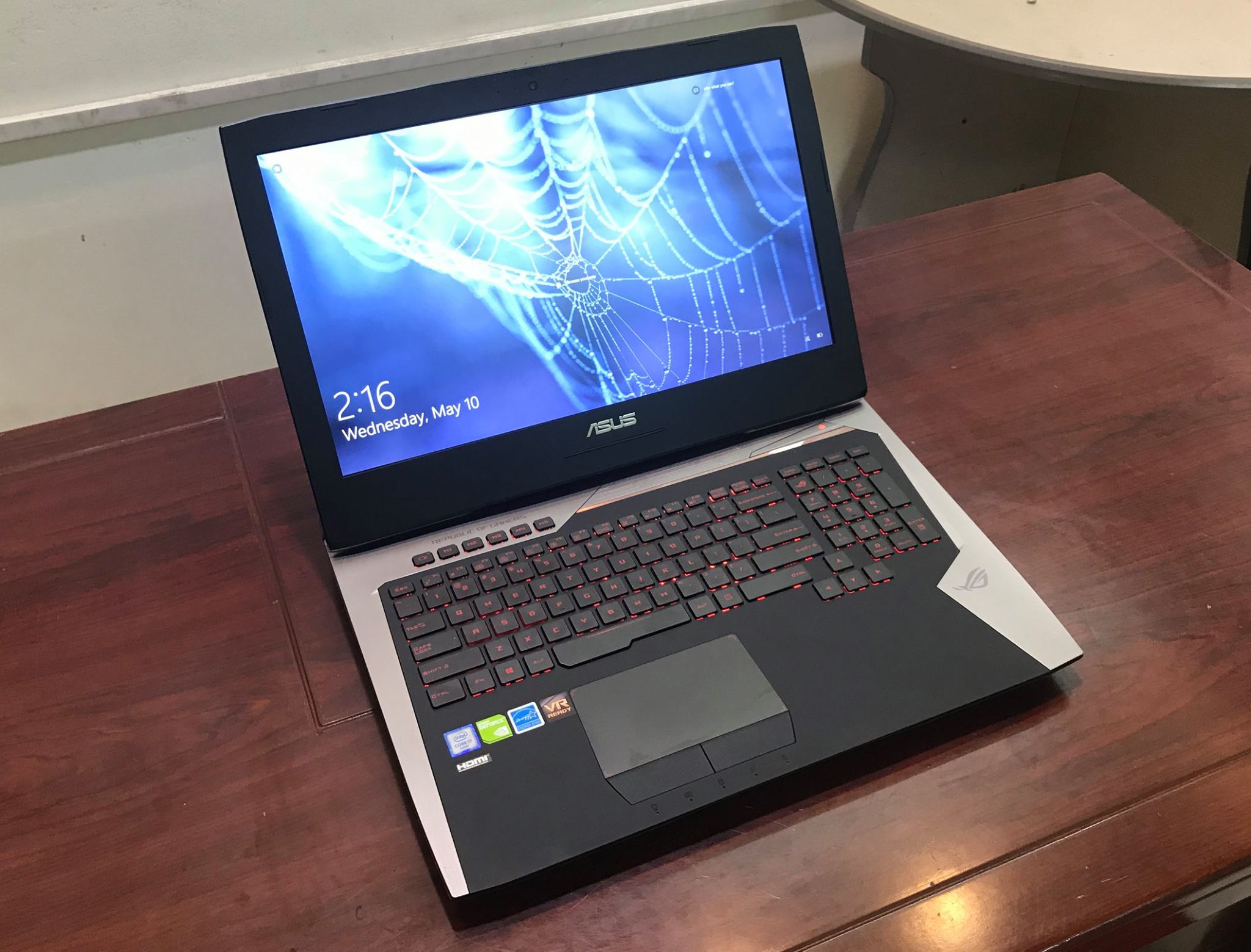 Laptop Asus Gaming G752VS .jpg